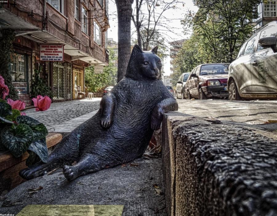 Antep Fıstıklı Kruvasan